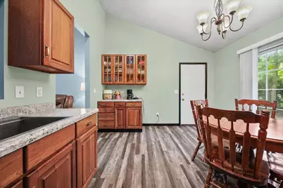 906 Lilly Court, La Porte, IN 46350 - Photo 5