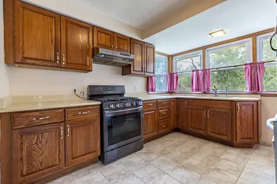 8336 Schreiber Drive, Munster, IN 46321 - Photo 17