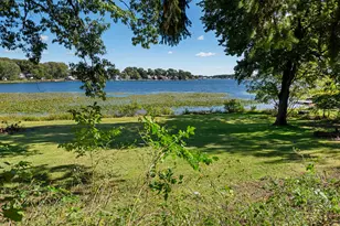 747 Waverly Rd, La Porte, IN 46350 - Photo 3