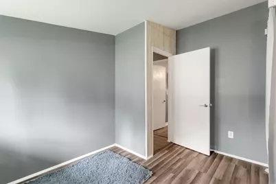 529 W Elm Street, New Carlisle, IN 46552 - Photo 17