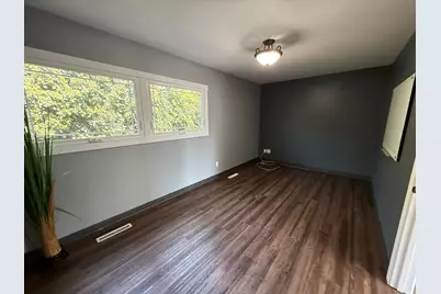 114 S 11th Street, Chesterton, IN 46304 - Photo 7
