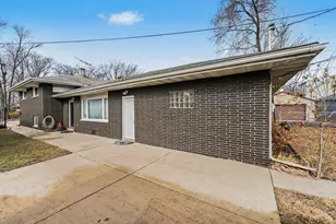4219 Walsh Ave, East Chicago, IN 46312 - Photo 3