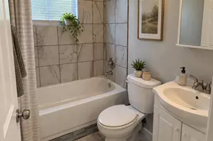 1208 E Greene Pl, Gary, IN 46403 - Photo 9