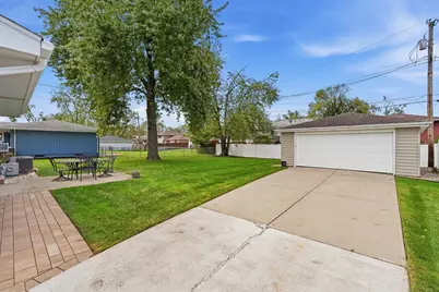 8504 Forest Avenue, Munster, IN 46321 - Photo 23