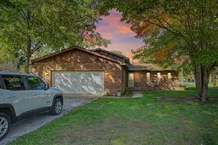 601 Long Bridge Dr, Chesterton, IN 46304 - Photo 1