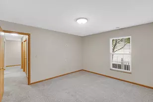 967 Misty Glen Dr, Valparaiso, IN 46385 - Photo 15