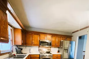 3119 W 60th Dr, Merrillville, IN 46410 - Photo 3