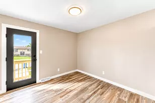 952 Hanover Ln, Dyer, IN 46311 - Photo 15