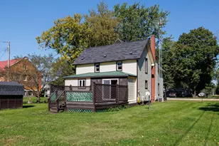 104 E 5th St, Earl Park, IN 47942 - Photo 5