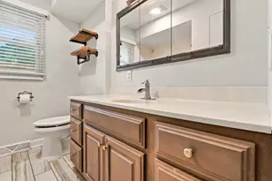9181 W Springhill Dr, Saint John, IN 46373 - Photo 21