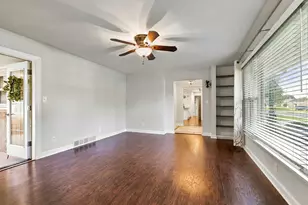 9181 W Springhill Dr, Saint John, IN 46373 - Photo 11