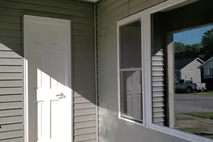 303 N 2nd St, Kentland, IN 47951 - Photo 3