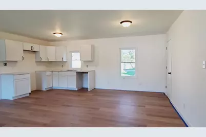 303 N Second Street, Kentland, IN 47951 - Photo 5