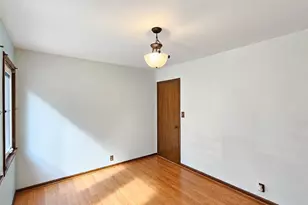 302 Menke Rd, Trail Creek, IN 46360 - Photo 15