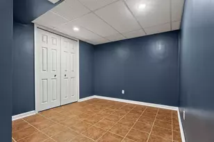 34 Woodhollow Dr, Schererville, IN 46375 - Photo 33