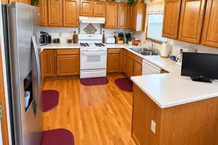 1470 W 84th Ave, Merrillville, IN 46410 - Photo 3
