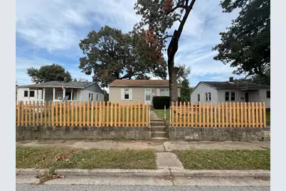 4152 Park Avenue, Lake Station, IN 46405 - Photo 1