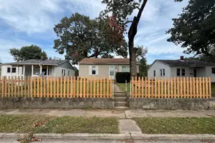 4152 Park Ave, Lake Station, IN 46405 - Photo 1