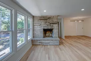 951 Wright St, Gary, IN 46404 - Photo 11