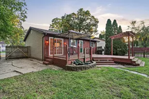 4750 E 26th Pl, Lake Station, IN 46405 - Photo 3