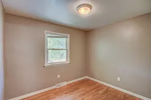 4901 Pierce St, Gary, IN 46408 - Photo 21