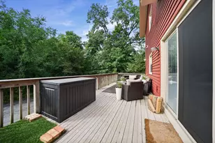 3125 Austria Ct, Valparaiso, IN 46383 - Photo 11