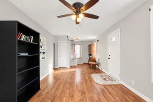 419 N Wisconsin St, Hobart, IN 46342 - Photo 5