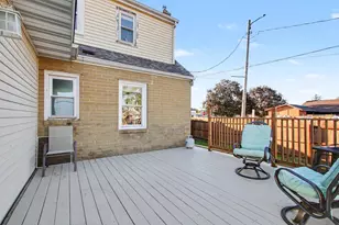 419 N Wisconsin St, Hobart, IN 46342 - Photo 21