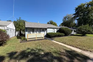 7561 Golfway Ct, Hammond, IN 46324 - Photo 1