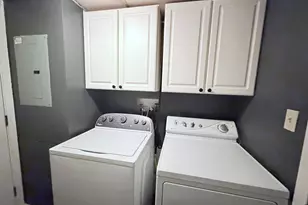 8323 Fairbanks St, Crown Point, IN 46307 - Photo 9