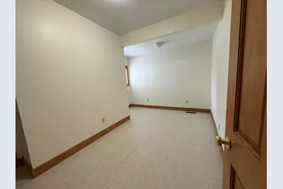 401 Morgan Boulevard, Valparaiso, IN 46383 - Photo 7
