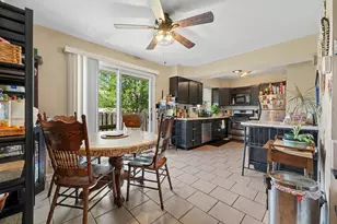1428 Elm Ct, Schererville, IN 46375 - Photo 5