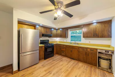 2702 N Goldring Road, La Porte, IN 46350 - Photo 5