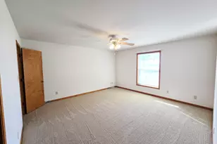 11538 Homestead Village Ct, Saint John, IN 46373 - Photo 13