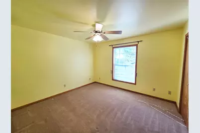 11538 Homestead Village Court, Saint John, IN 46373 - Photo 17