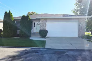 11538 Homestead Village Ct, Saint John, IN 46373 - Photo 1