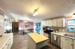 1120 N Falvey St, Winamac, IN 46996 - Photo 5