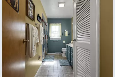 412 W 250 S, La Porte, IN 46350 - Photo 35