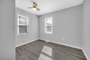 1446 173rd St, Hammond, IN 46324 - Photo 15