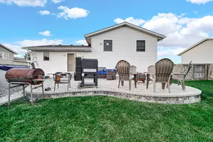 7355 Kestrel St, Hobart, IN 46342 - Photo 21