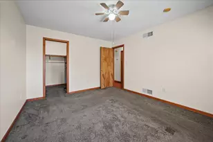 8514 Kleinman Rd, Highland, IN 46322 - Photo 11