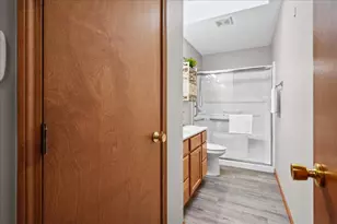 8514 Kleinman Rd, Highland, IN 46322 - Photo 9