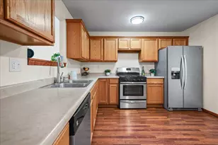 8514 Kleinman Rd, Highland, IN 46322 - Photo 5