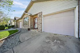 8514 Kleinman Rd, Highland, IN 46322 - Photo 21