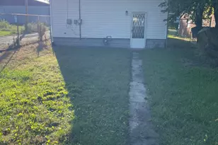 3795 Harrison St, Gary, IN 46408 - Photo 9