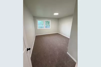 394 Sandalwood Drive, Valparaiso, IN 46385 - Photo 3