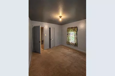 1405 W 2nd Avenue, Gary, IN 46402 - Photo 11