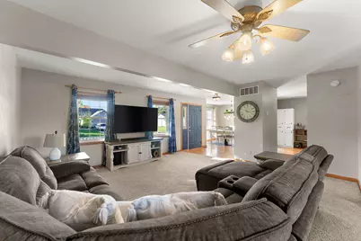 1671 Ruby Court, Hobart, IN 46342 - Photo 5