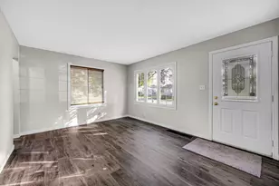 120 N Delaware St, Hobart, IN 46342 - Photo 7
