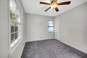 120 N Delaware St, Hobart, IN 46342 - Photo 15